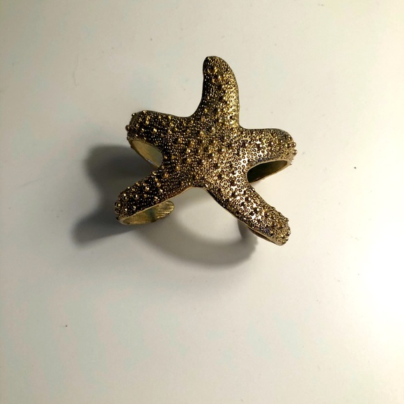 Starfish cuff bracelet
